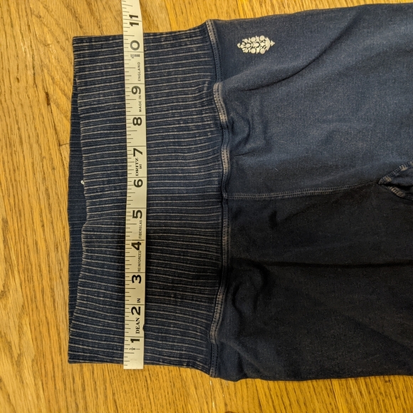 NWT Free People High-Rise 7/8 Length Good Karma Leggings - Picture 6 of 9